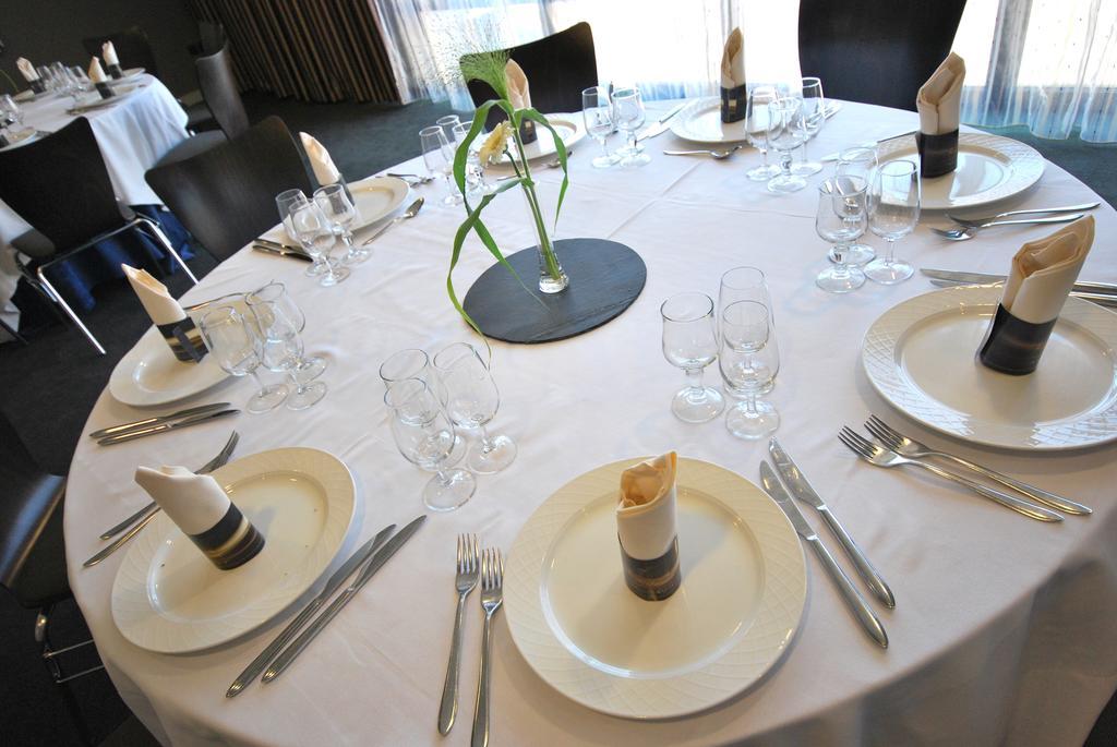 Hotel De Loire Et Restaurant Les Bateliers Trélazé المظهر الخارجي الصورة